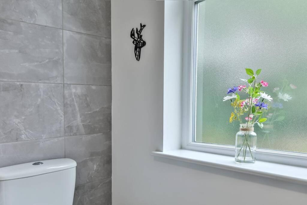 Refurbished Plush Property Great Transport Links Sheffield Exterior foto