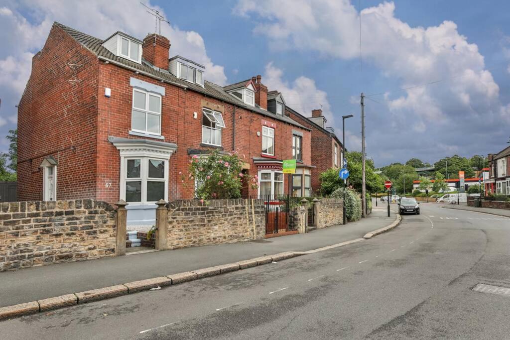 Refurbished Plush Property Great Transport Links Sheffield Exterior foto